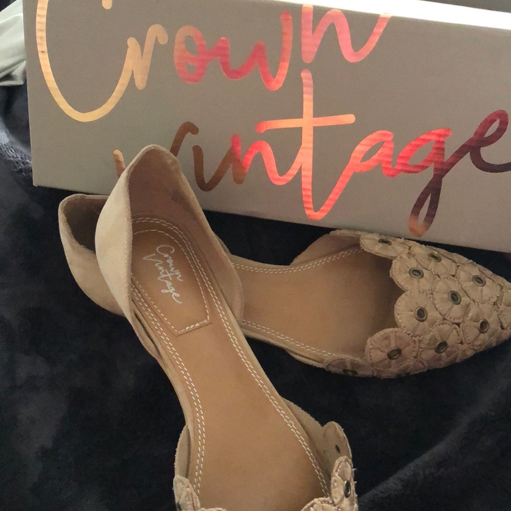 Crown Vintage | Suede Tan Shoes